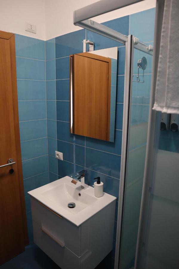 Апартаменти Lavinia House Лідо-ді-Остія Екстер'єр фото